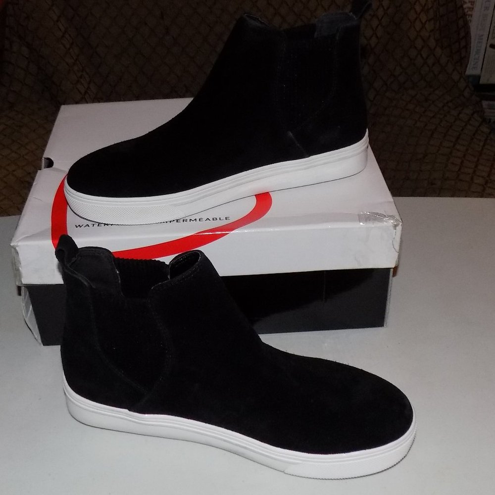 New Blondo Gennie Suede waterproof US7.5